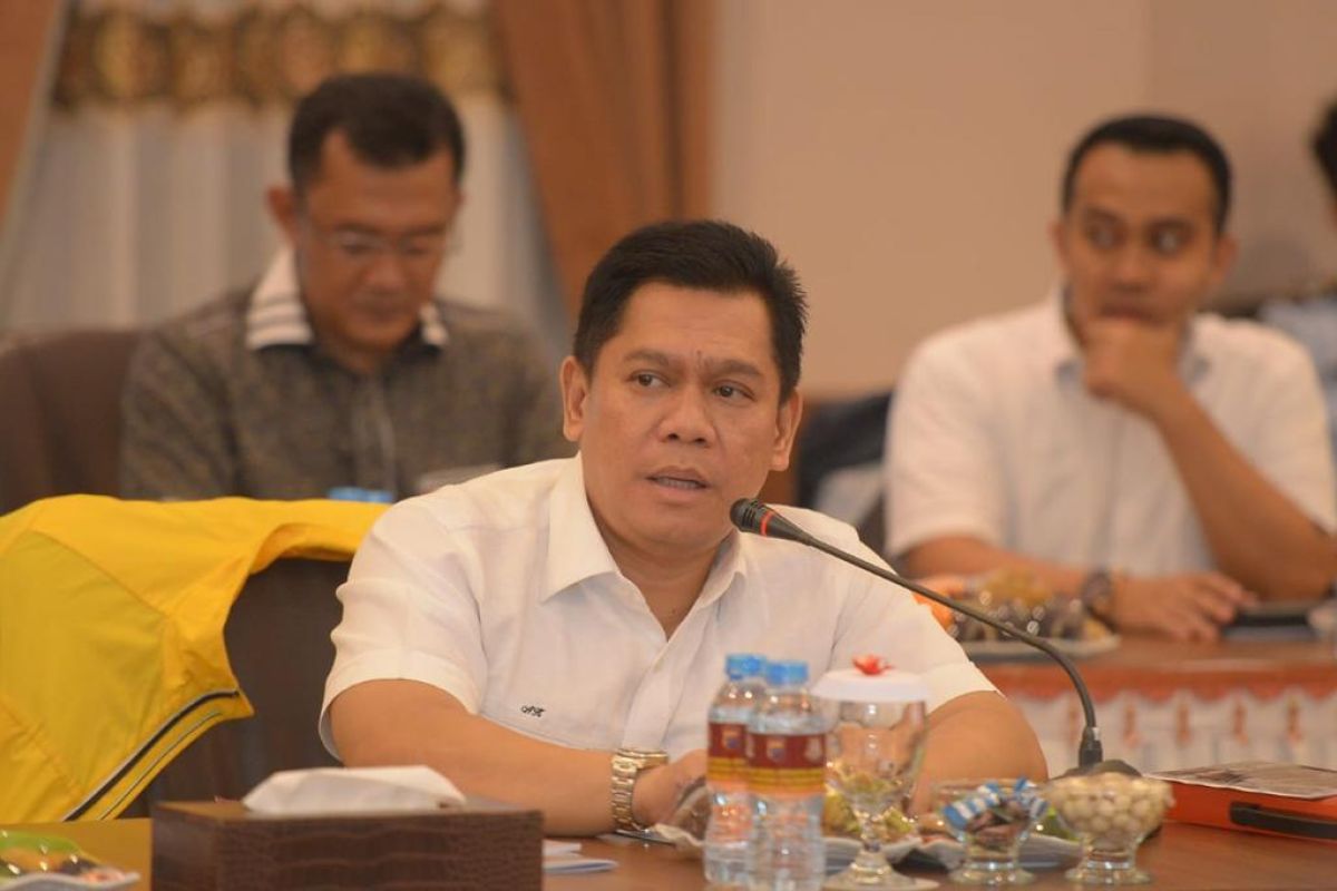 Buntut Polemik Tunjangan DPR Golkar Resmi Nonaktifkan Adies Kadir