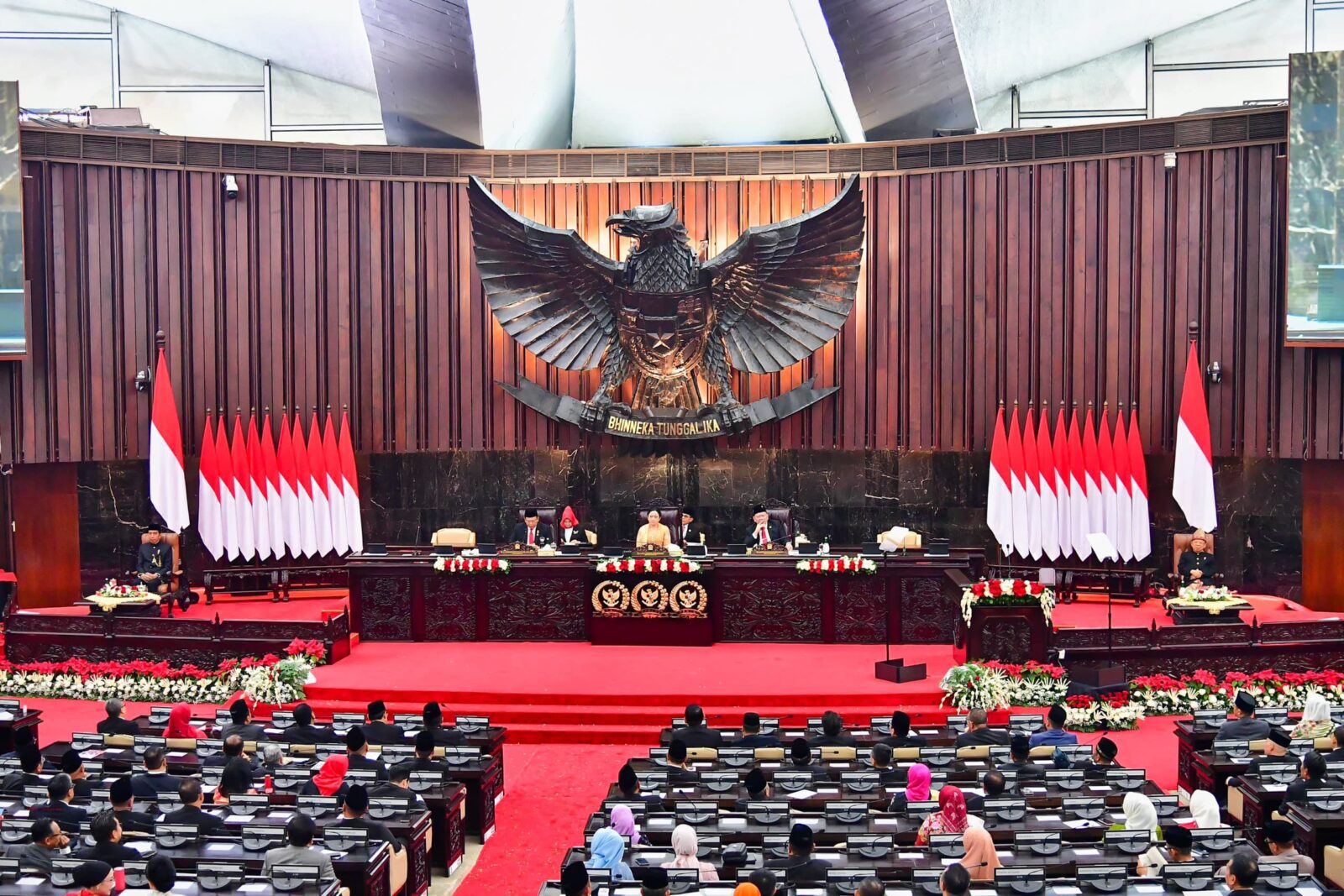 DPR Hentikan Tunjangan Perumahan dan Moratorium Kunjungan Luar Negeri